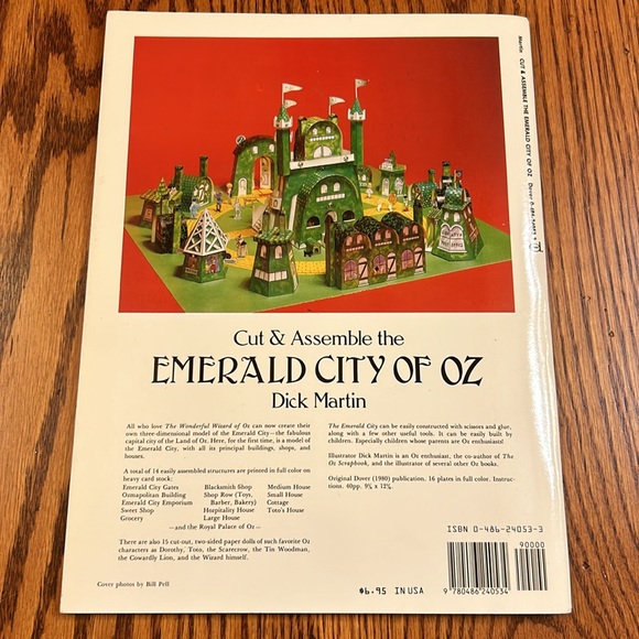 NWT 1980 Emerald City of OZ Cut & Assemble Paper Display Book - Picture 3 of 16